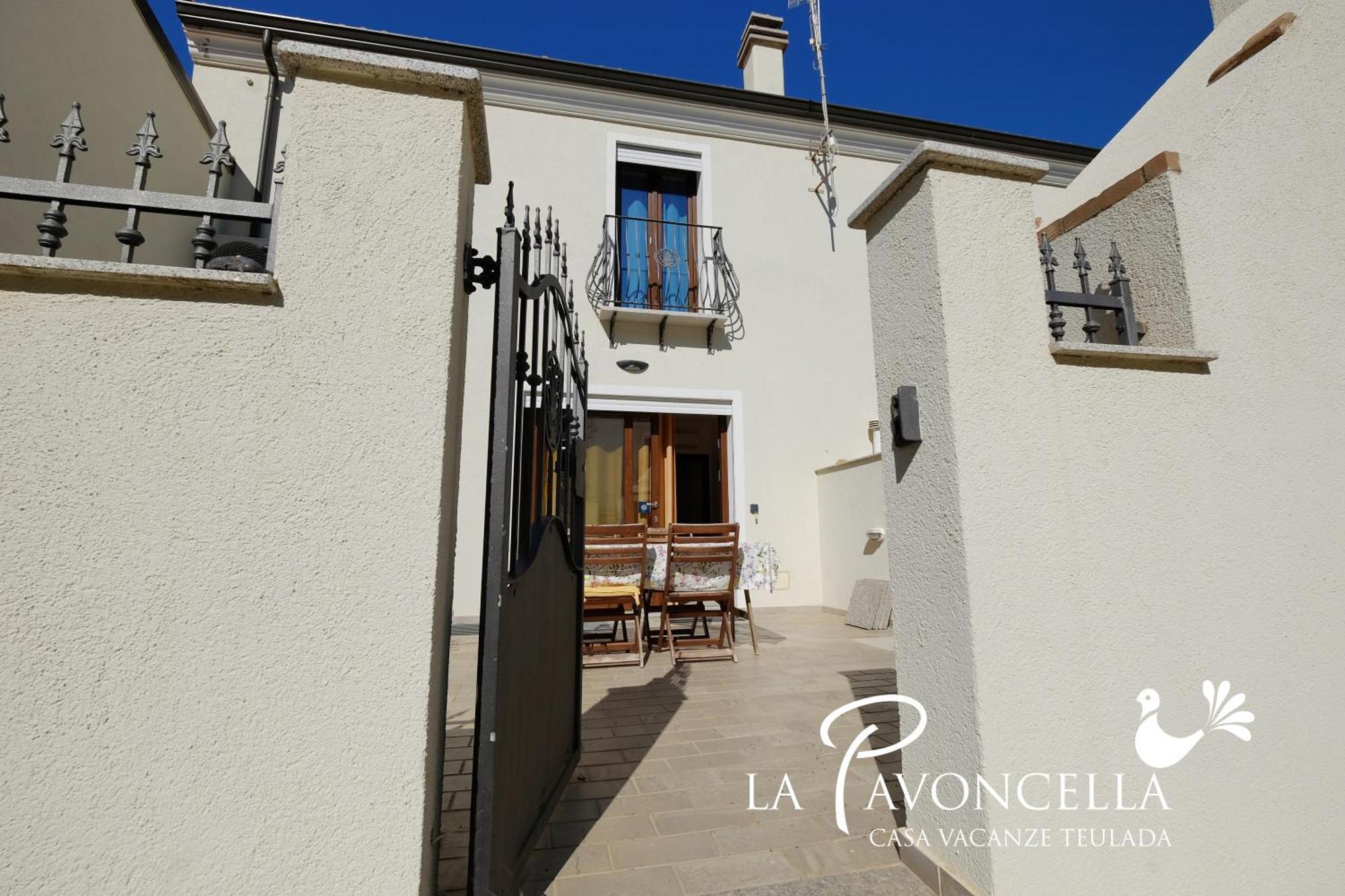 Case Vacanze La Pavoncella Teulada Extérieur photo