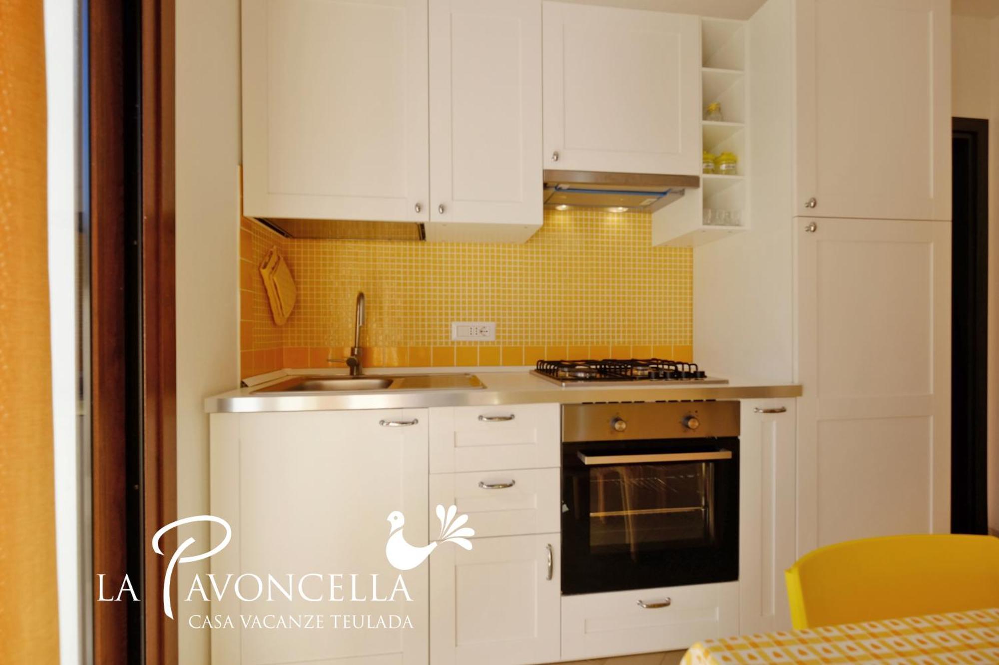 Case Vacanze La Pavoncella Teulada Extérieur photo