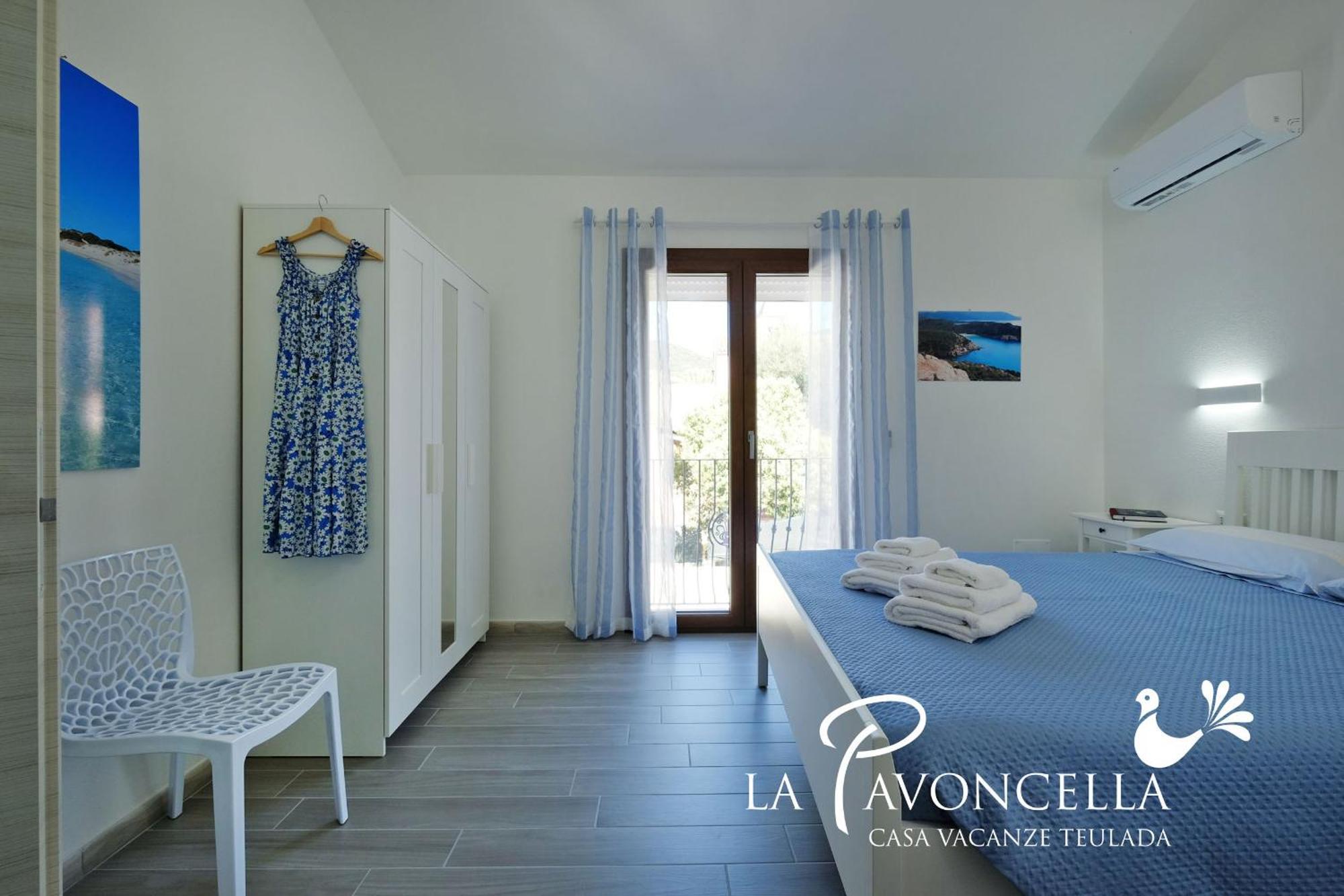 Case Vacanze La Pavoncella Teulada Extérieur photo