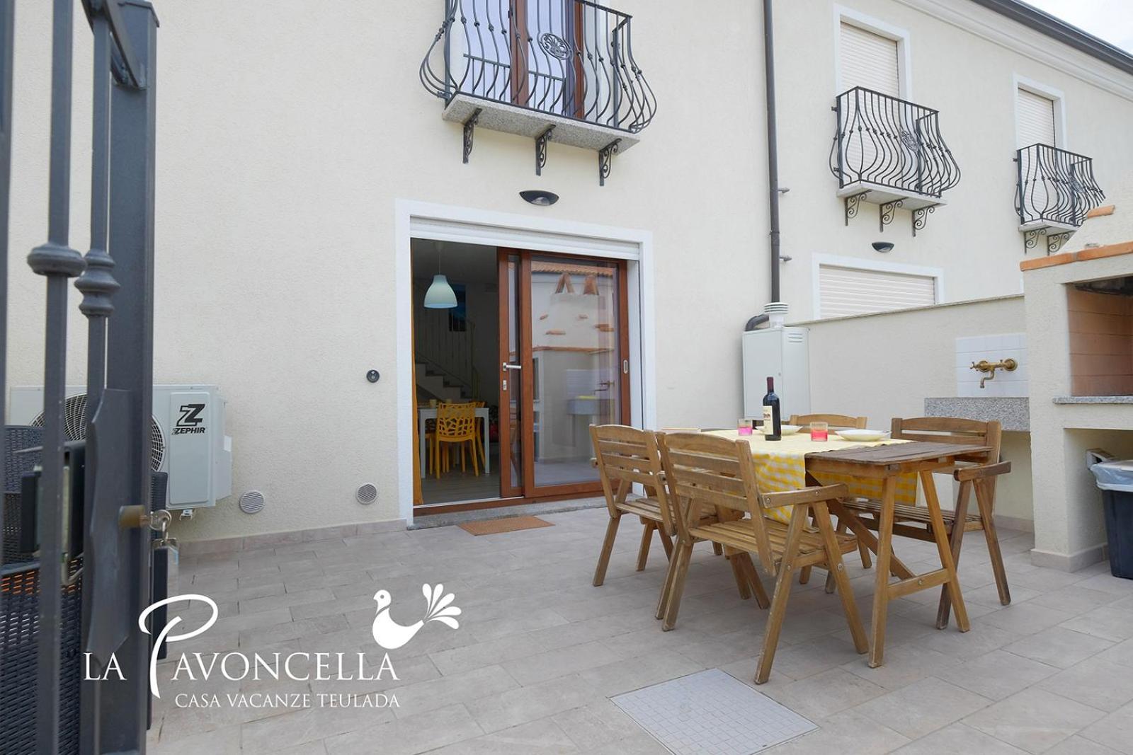 Case Vacanze La Pavoncella Teulada Extérieur photo
