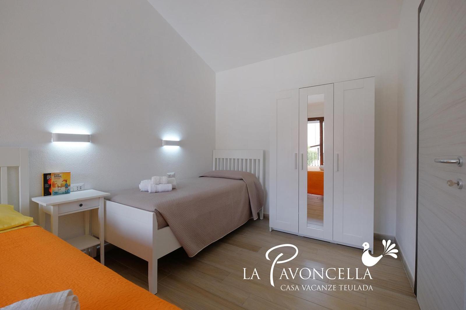 Case Vacanze La Pavoncella Teulada Extérieur photo