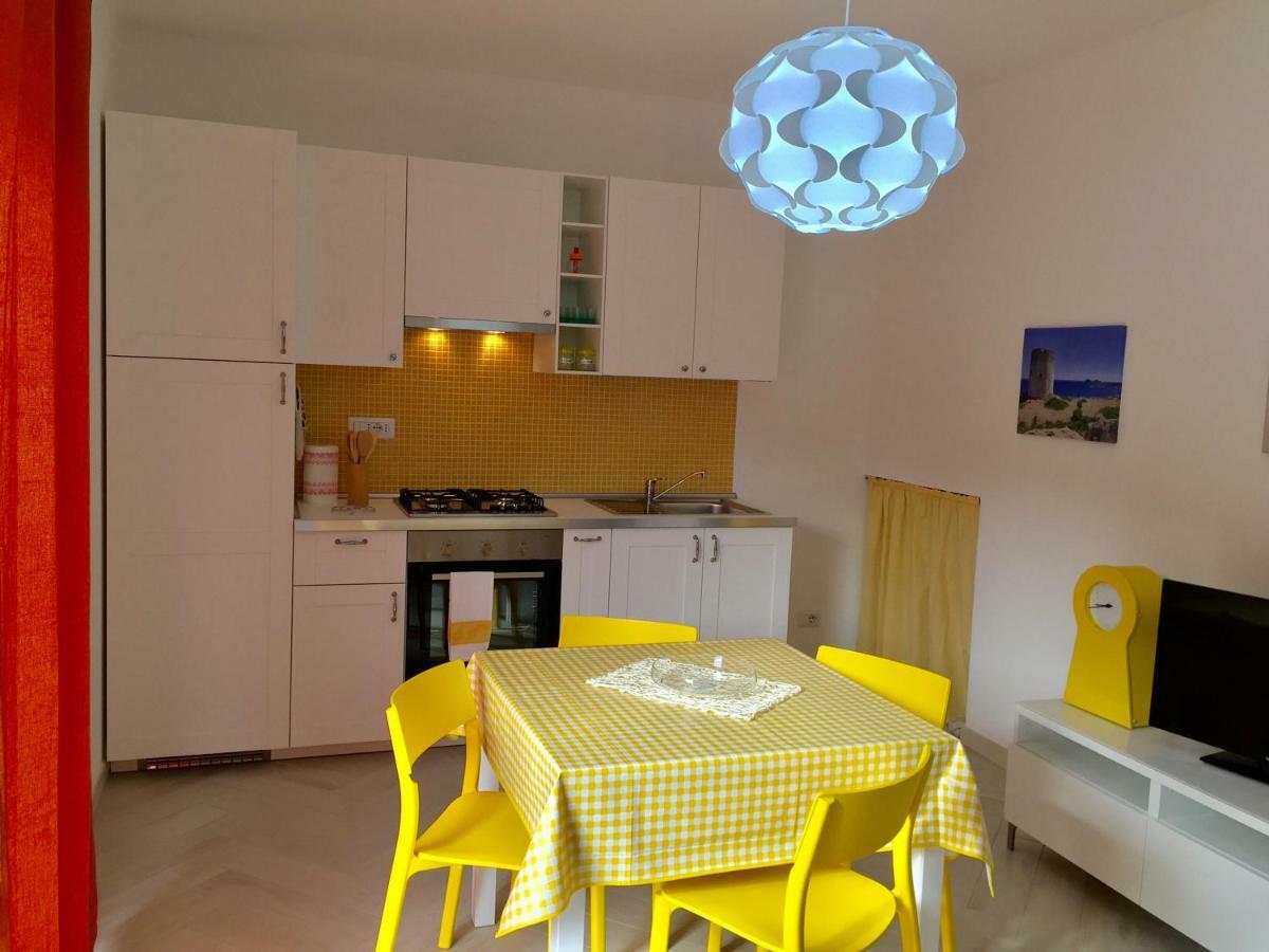 Case Vacanze La Pavoncella Teulada Extérieur photo