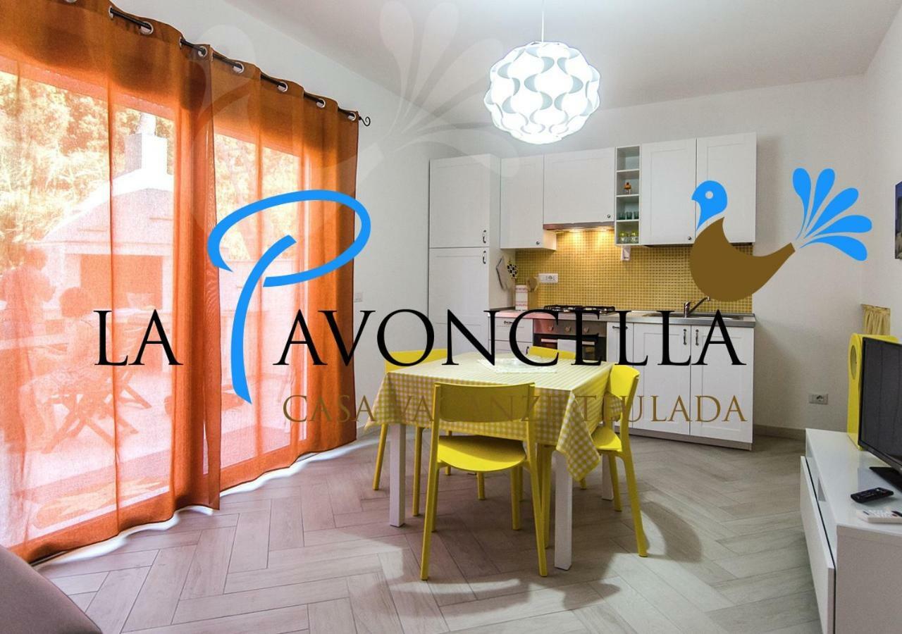 Case Vacanze La Pavoncella Teulada Extérieur photo